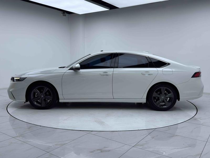 Honda Inspire, 2023 — фото 4 из 12