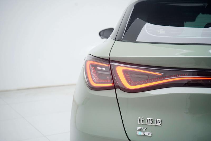 BYD Seal 06 GT, 2026 — фото 6 из 12