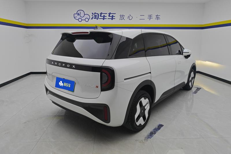 BAIC Arcfox Kaola S, 2025 — фото 3 из 12