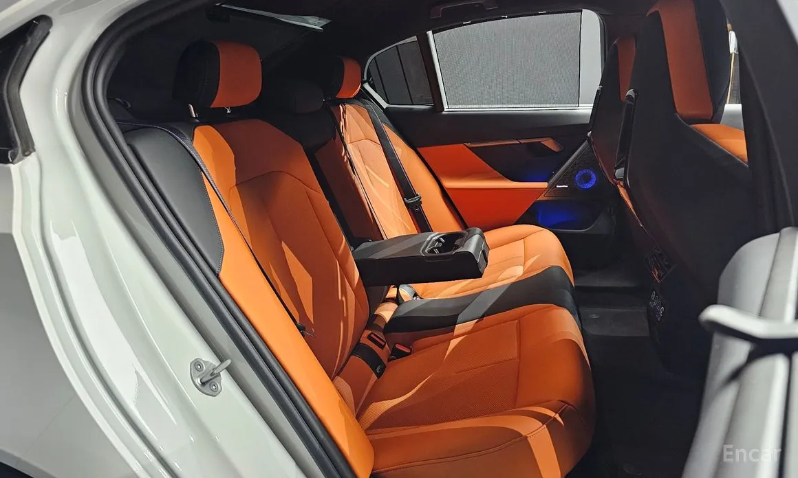 BMW M5, 2025 — фото 12 из 12