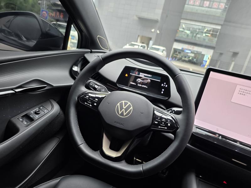 Volkswagen ID.Unyx 06, 2025 — фото 9 из 12