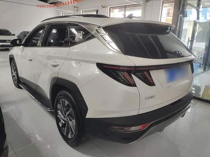 Hyundai Tucson L, 2024 — фото 5 из 9