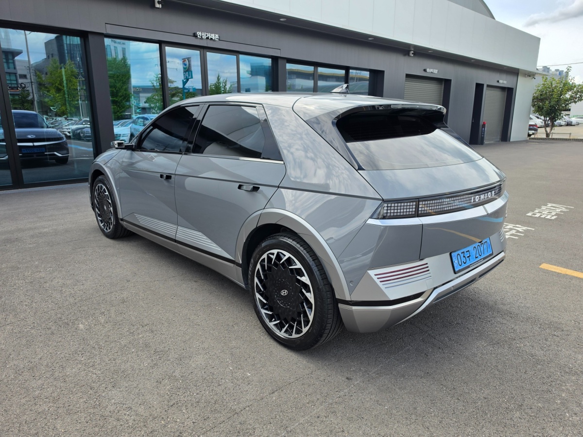 Hyundai Ioniq 5, 2022 — фото 4 из 12