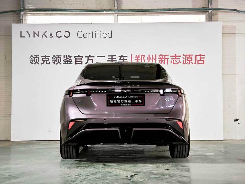 Lynk & Co 07 EM-P Hybrid, 2025 — фото 5 из 12