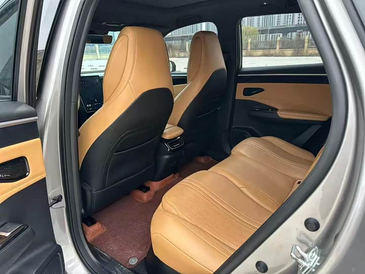 Geely Galaxy L7, 2023 — фото 3 из 7
