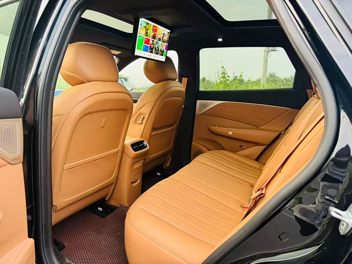 Dongfeng Aeolus L8, 2025 — фото 5 из 9