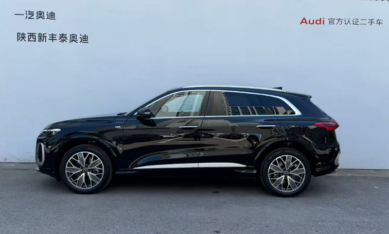 Audi Q5L, 2025 — фото 3 из 12