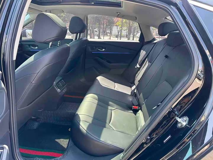Honda Accord, 2023 — фото 7 из 9
