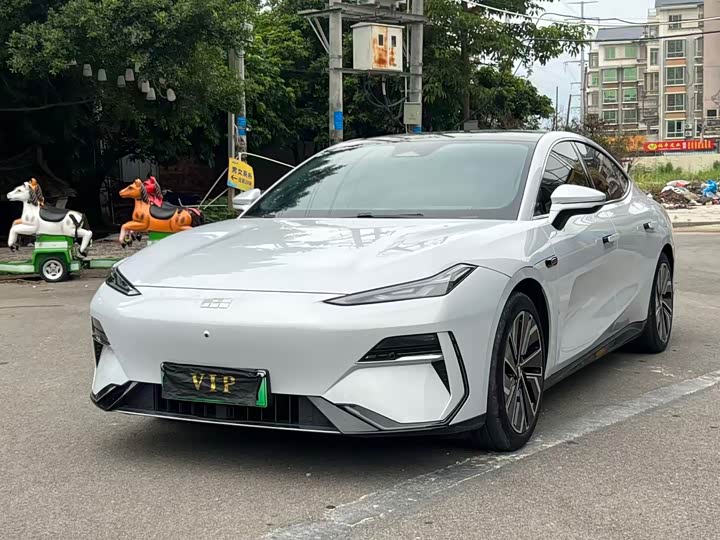 Geely Galaxy E8, 2024 — купить в Рязани под ключ