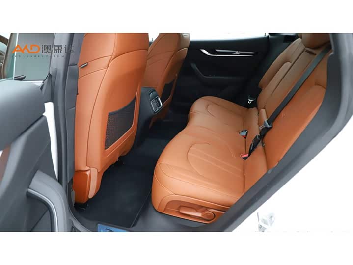 Maserati Levante, 2022 — фото 7 из 9
