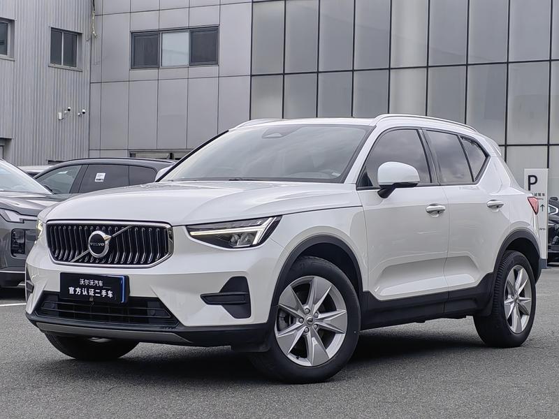 Volvo XC40, 2023 — купить в Кирове под ключ