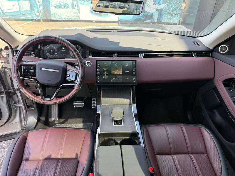 Land Rover Range Rover Evoque L, 2023 — фото 8 из 12