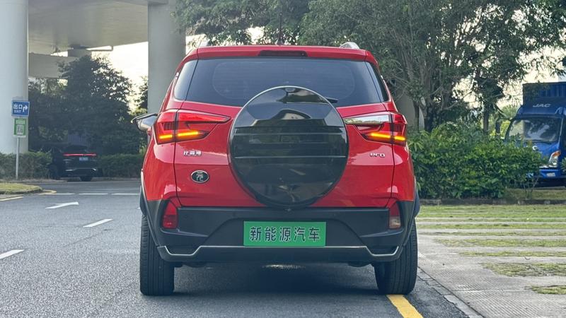 BYD Yuan Pro, 2022 — фото 6 из 12