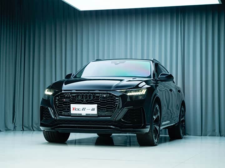 Audi RS Q8, 2021 — купить в Самаре под ключ
