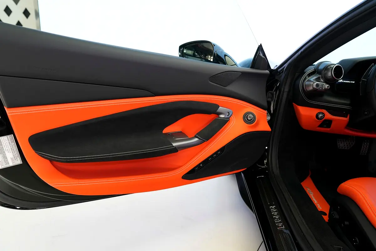 Ferrari F8 Tributo, 2022 — фото 7 из 10