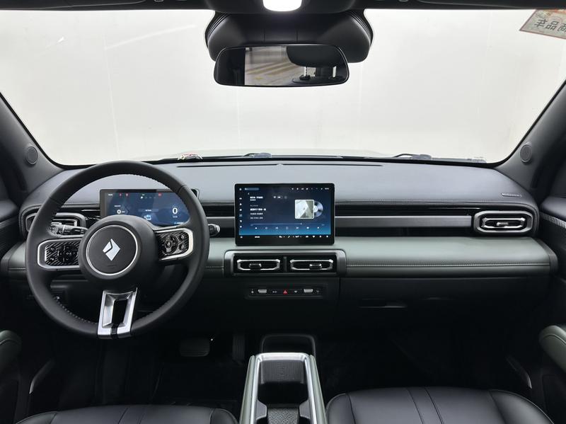 Baojun Yep Plus, 2024 — фото 10 из 12