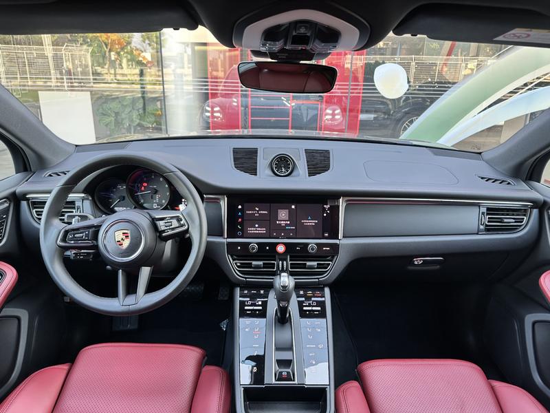 Porsche Macan, 2025 — фото 7 из 12