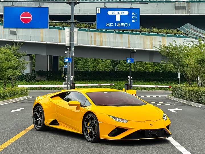 Lamborghini Huracán, 2022 — фото 2 из 9