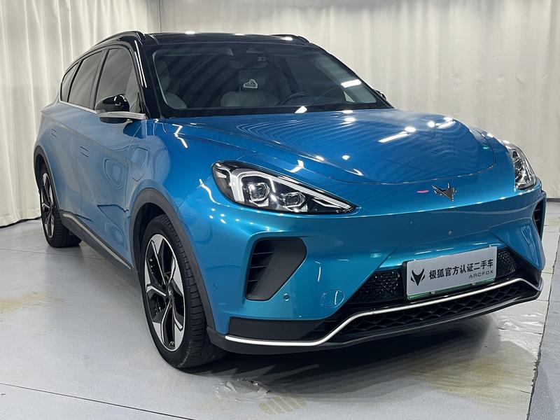 BAIC Arcfox Alpha T, 2023 — фото 3 из 12
