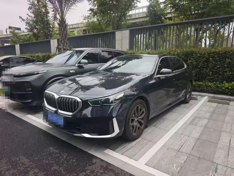 BMW 5 Series, 2025 — купить в Ярославле под ключ