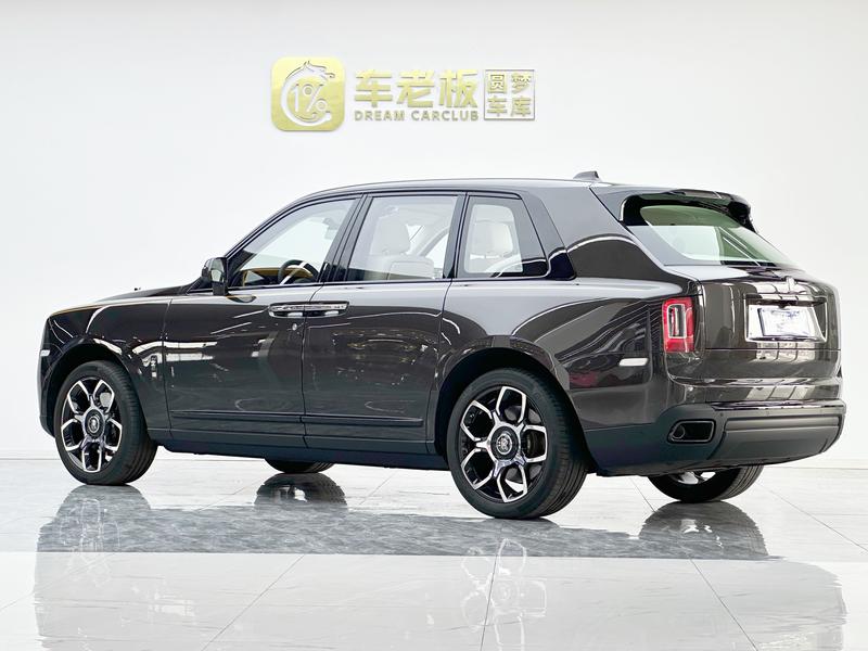 Rolls-Royce Cullinan, 2023 — фото 4 из 12