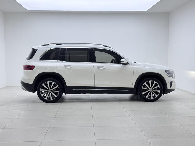 Mercedes-Benz GLB-Class, 2024 — фото 8 из 12