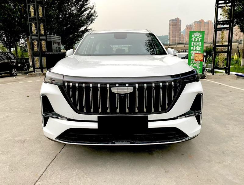 Geely Atlas L, 2025 — фото 2 из 10