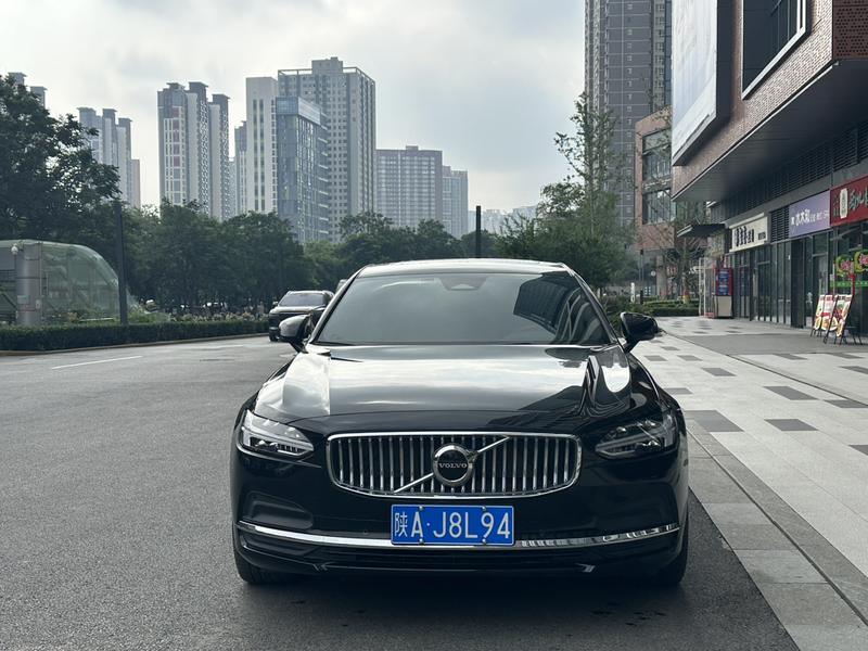 Volvo S90, 2025 — фото 2 из 8