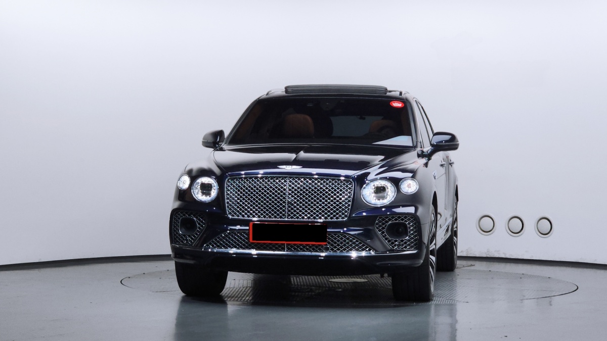 Bentley Bentayga, 2022 — фото 3 из 12