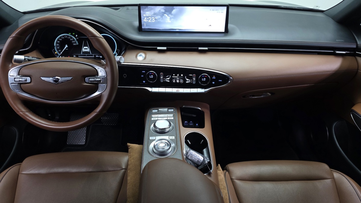 Genesis GV70, 2022 — фото 7 из 12