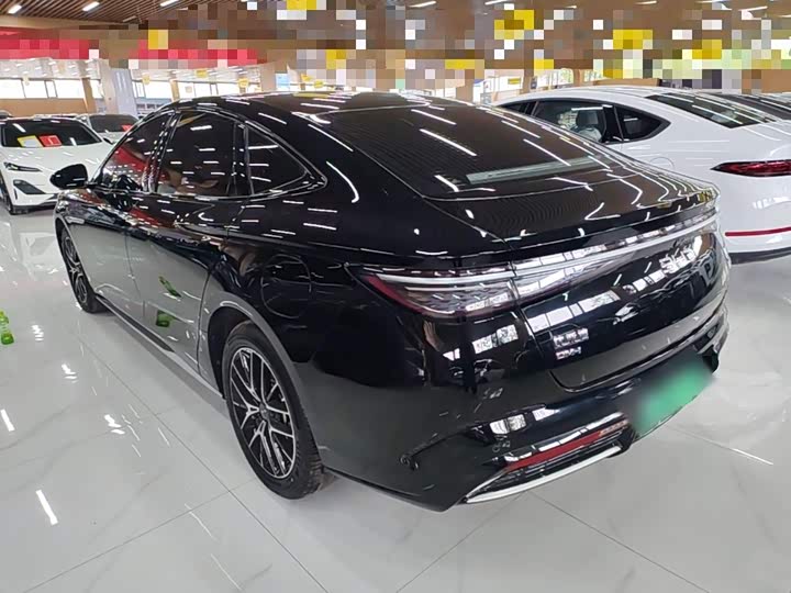 BYD Seal 07 DM-i Hybrid, 2025 — фото 5 из 9