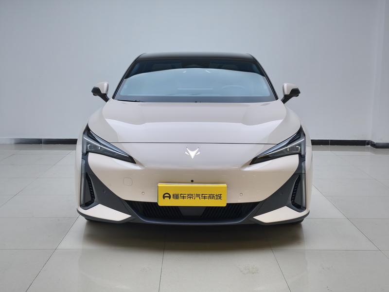 BAIC Arcfox Alpha S5, 2025 — фото 2 из 12