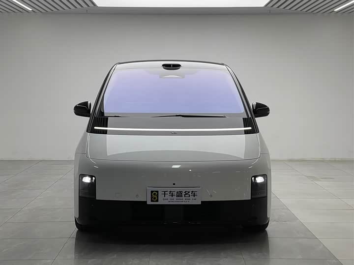 LiXiang Mega, 2025 — фото 2 из 9