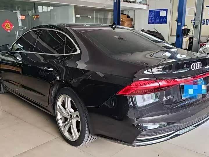 Audi A7L, 2023 — фото 8 из 9