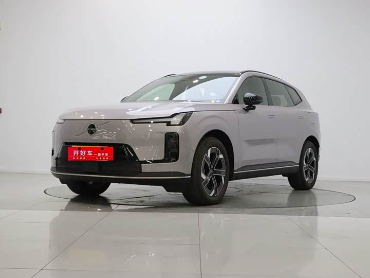 Volvo XC70 Hybrid, 2025 — купить в Оренбурге под ключ