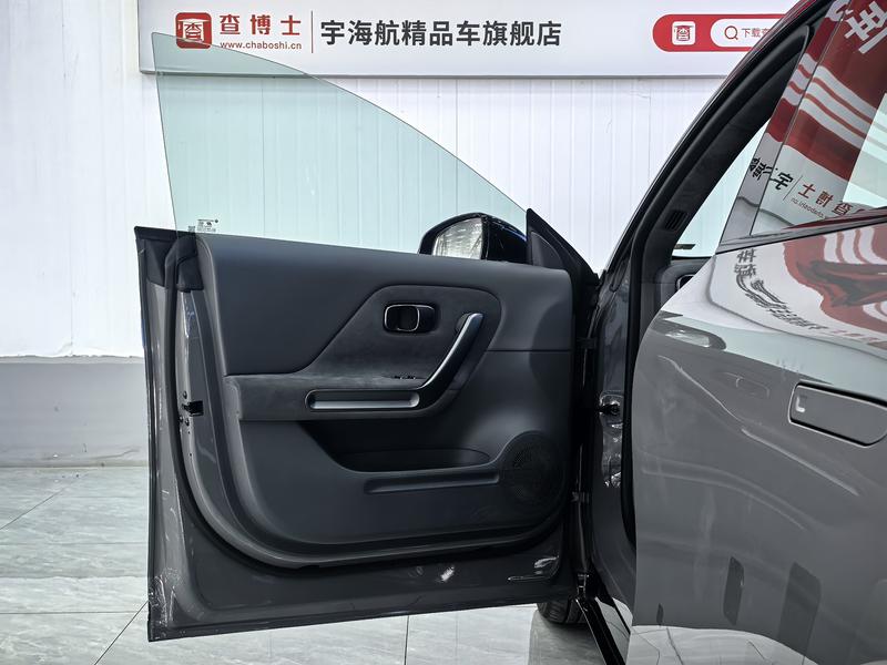 Leapmotor Lafa5, 2025 — фото 12 из 12