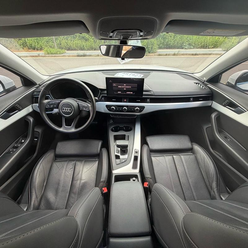 Audi A4L, 2022 — фото 7 из 10