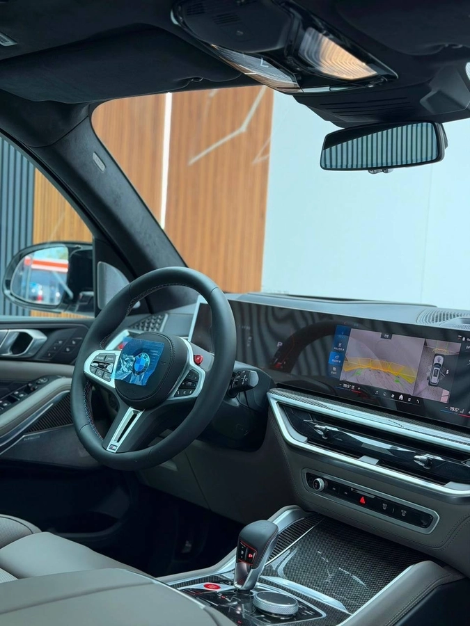 BMW X5 M, 2025 — фото 7 из 10