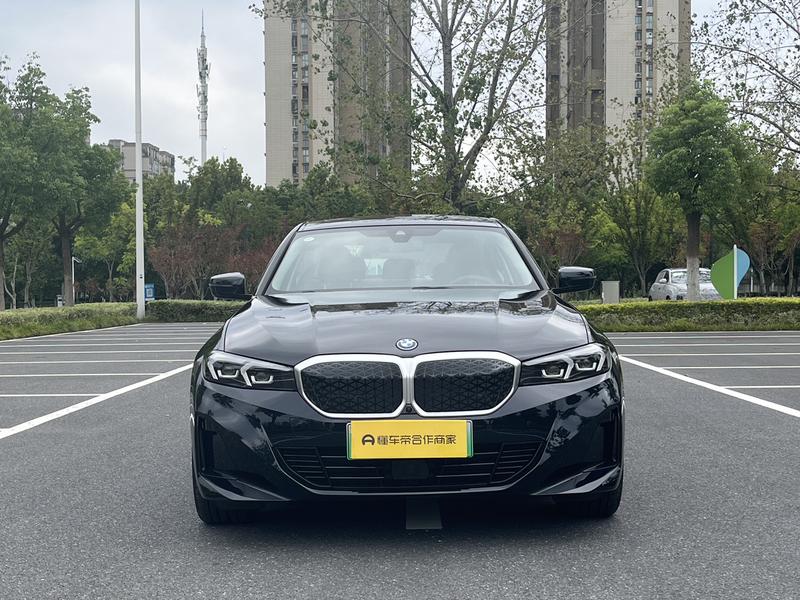 BMW i3, 2026 — фото 2 из 12
