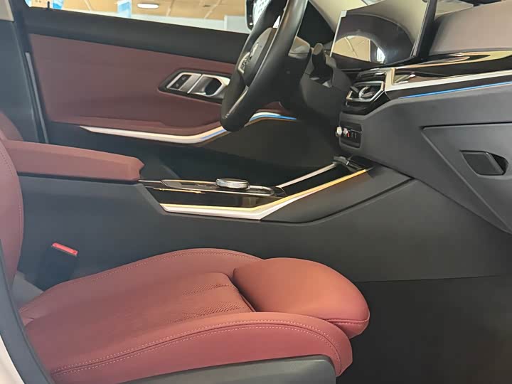 BMW i3, 2024 — фото 9 из 9