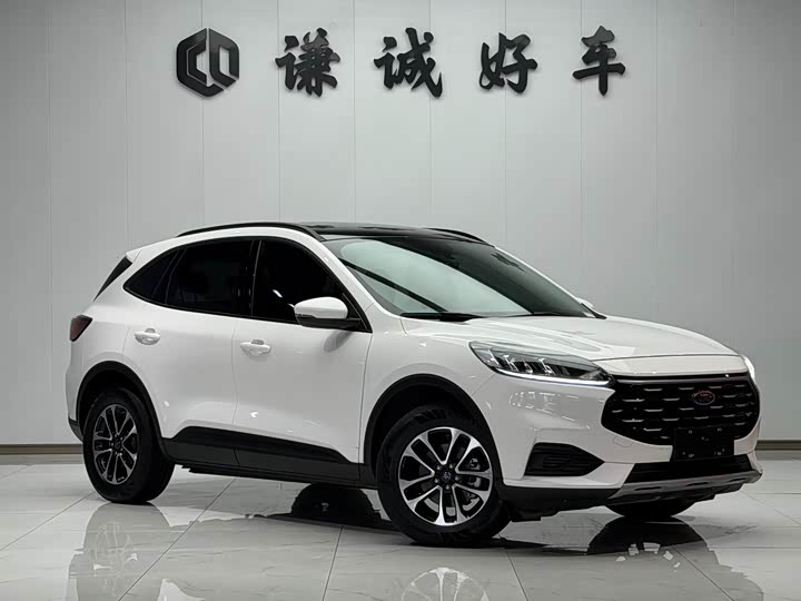 Ford Escape, 2023 — фото 3 из 9