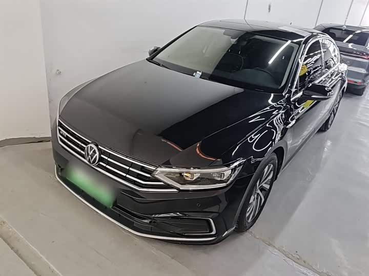 Volkswagen Magotan GTE Hybrid, 2022 — купить в Ульяновске под ключ