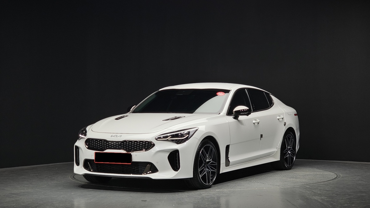 Kia Stinger, 2023 — купить в Санкт-Петербурге под ключ