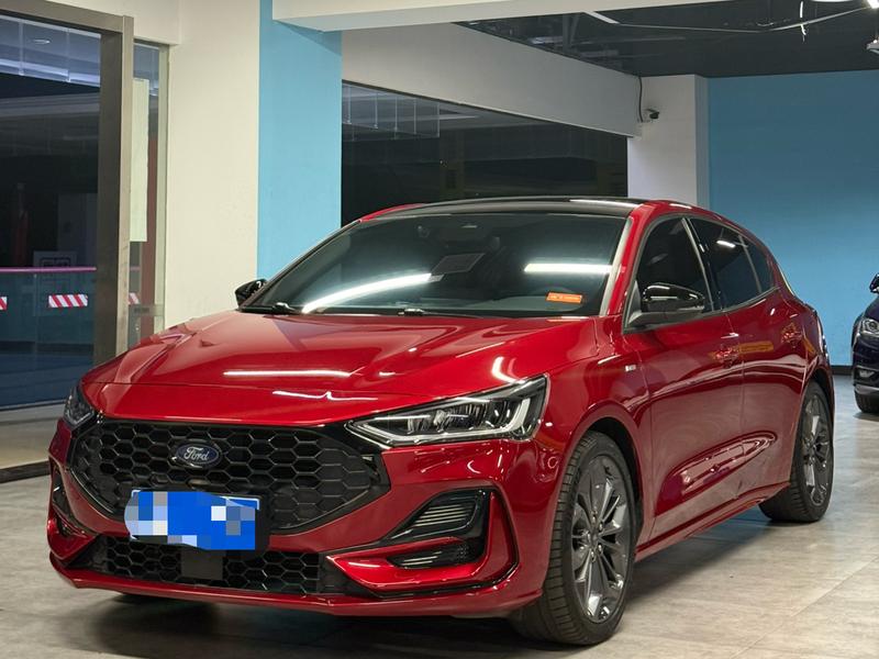 Ford Focus, 2022 — купить в Ульяновске под ключ