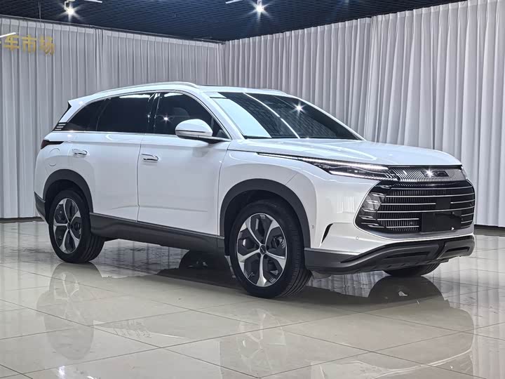 BYD Frigate 07, 2023 — фото 5 из 9
