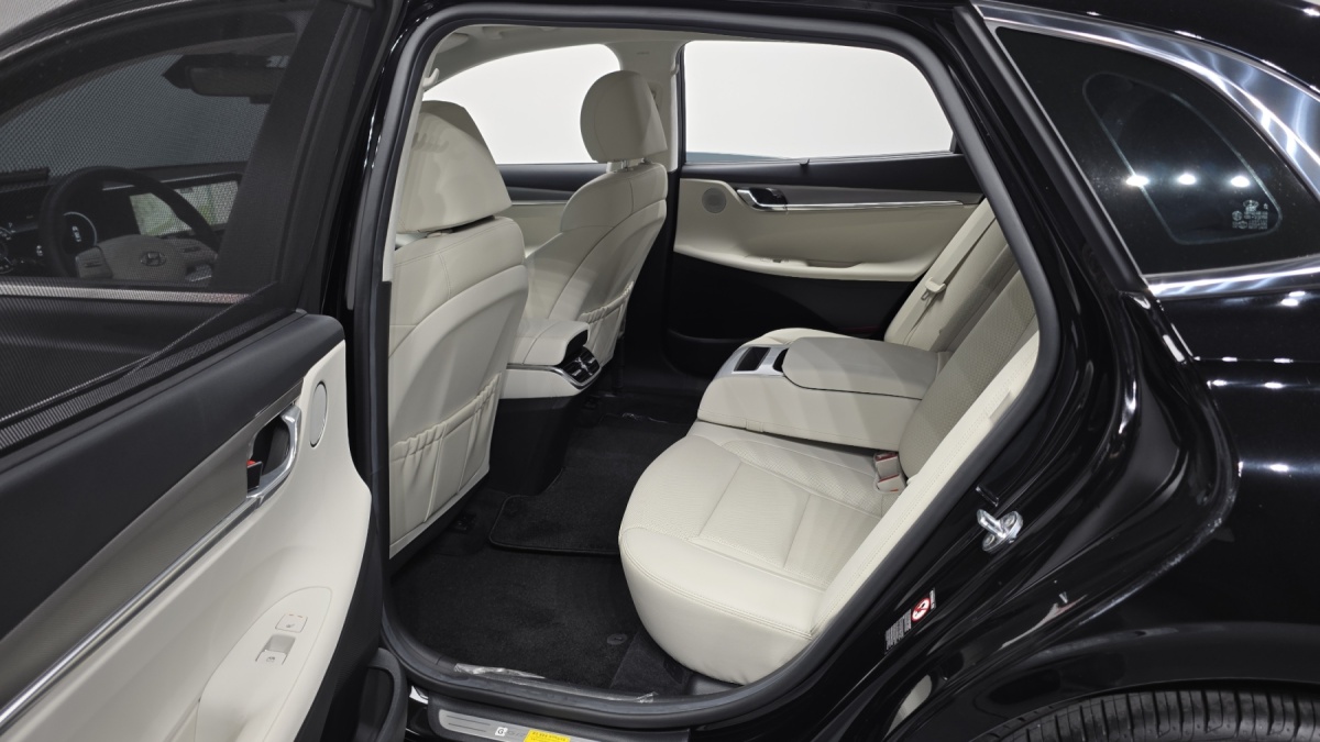 Hyundai Grandeur, 2022 — фото 11 из 12