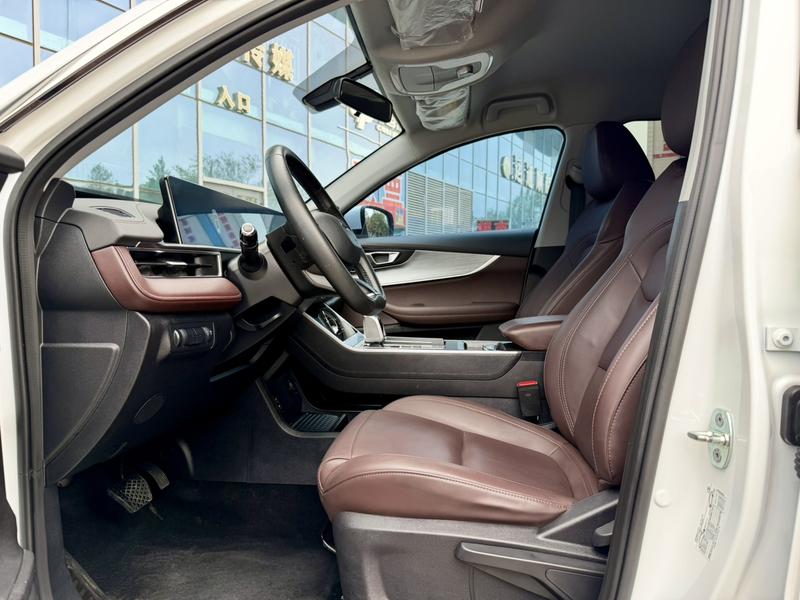 Chery Tiggo 7, 2024 — фото 8 из 10