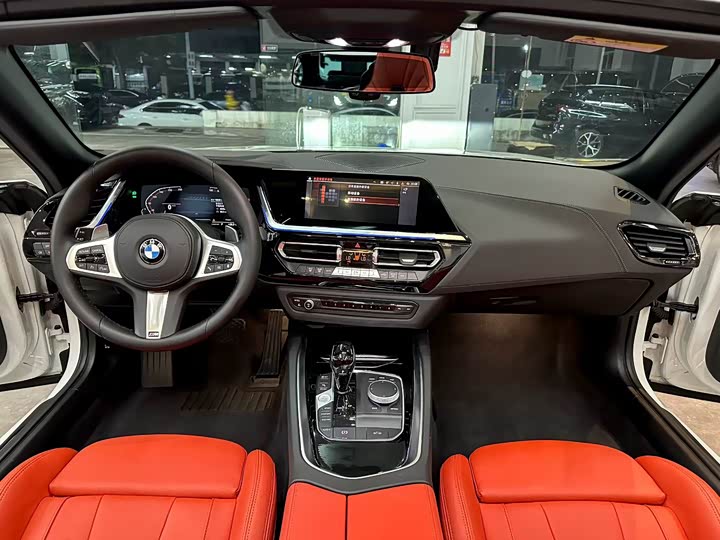 BMW Z4, 2023 — фото 9 из 9