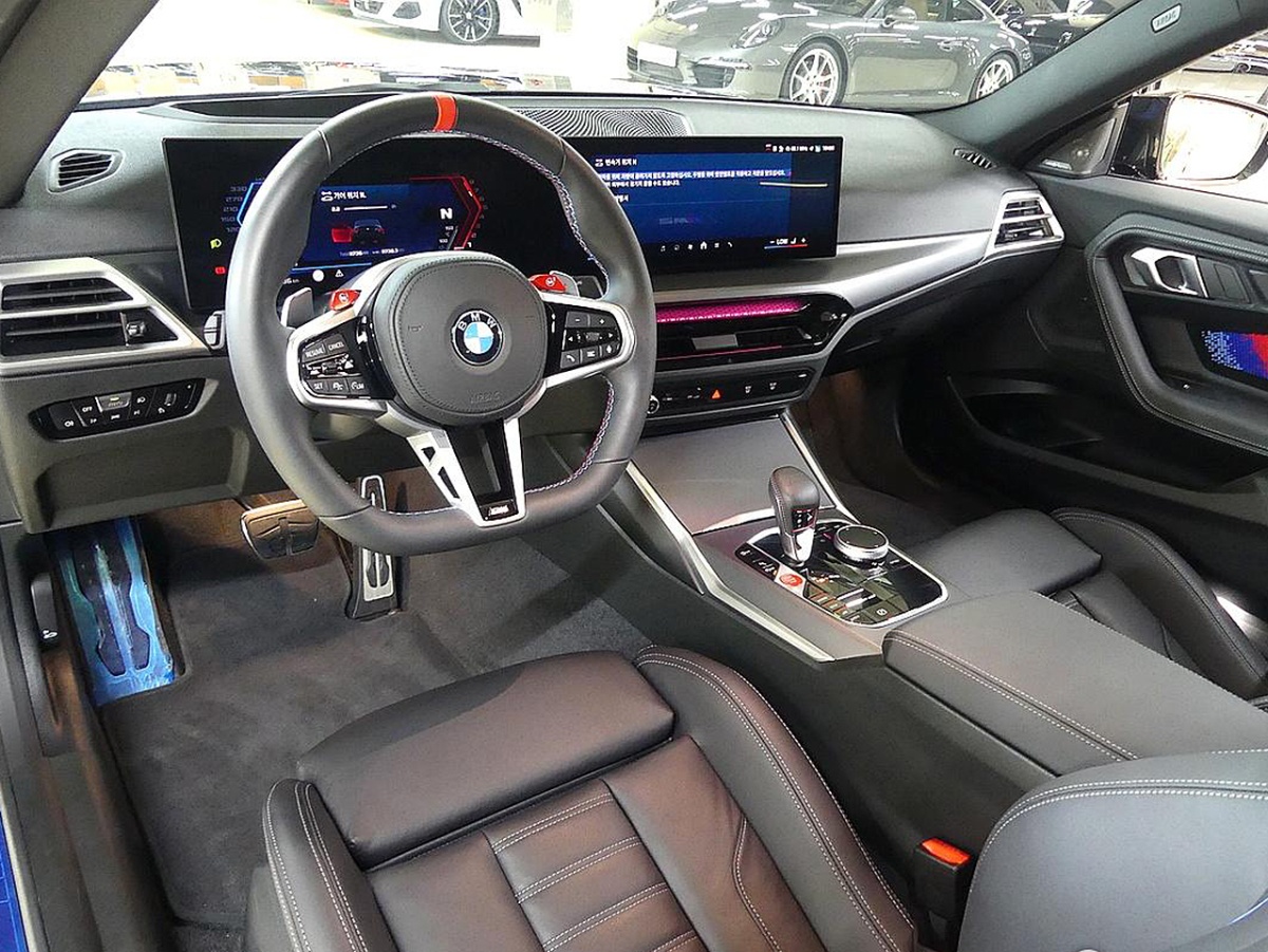 BMW M2, 2025 — фото 12 из 12