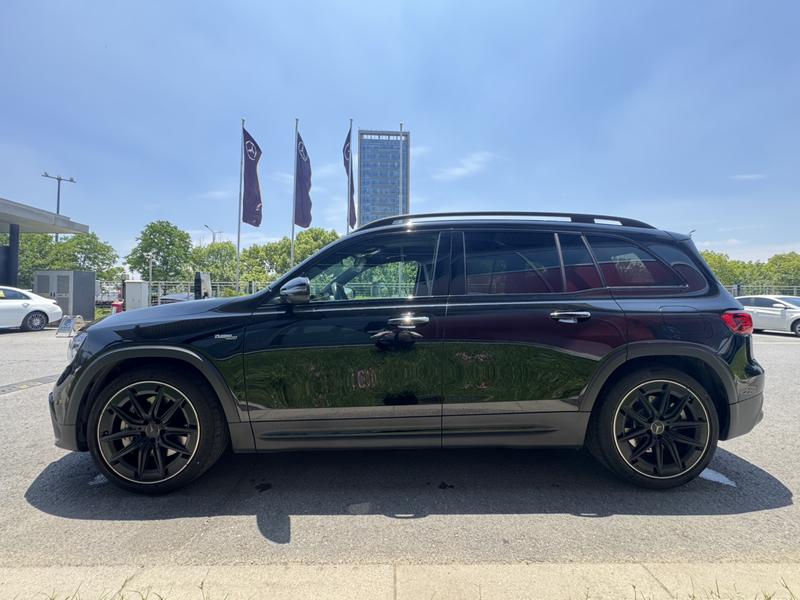 Mercedes-Benz GLB-Class AMG, 2025 — фото 4 из 12
